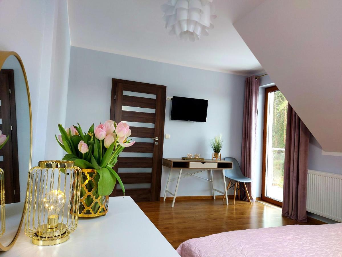 Saskia Dwor & Spa Willa Z Basenem Podmacharce Bagian luar foto